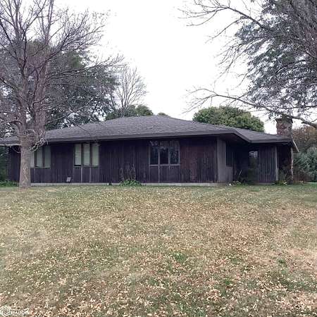 15 Acres of Land with Home for Sale in Buffalo Center, Iowa