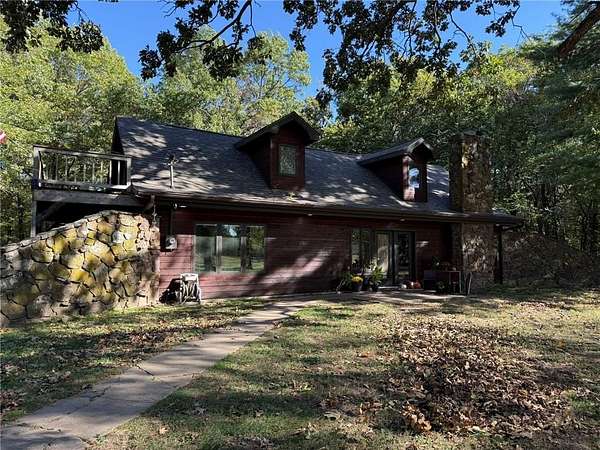 5 Acres of Residential Land with Home for Sale in Carthage, Missouri