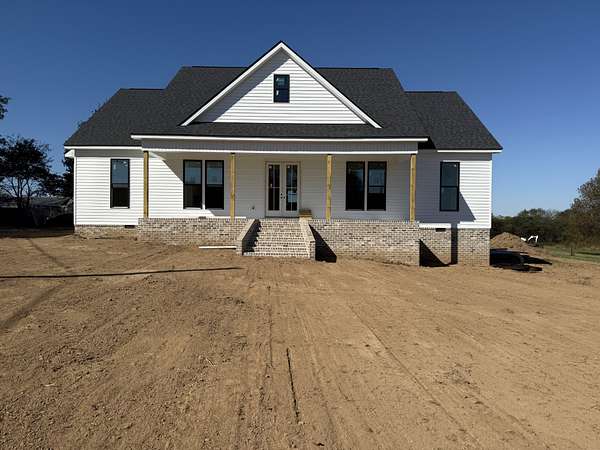 2.39 Acres of Residential Land with Home for Sale in Castalian Springs, Tennessee