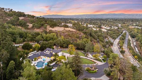 20.5 Acres of Land with Home for Sale in Los Gatos, California