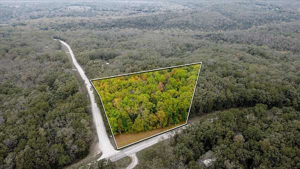 2.5 Acres of Land for Sale in Hermitage, Missouri