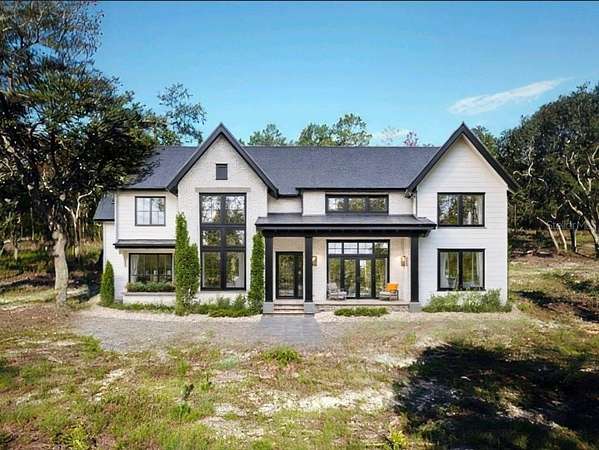 2.37 Acres of Residential Land with Home for Sale in Weeki Wachee, Florida