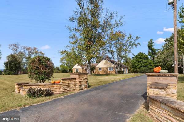 2.5 Acres of Residential Land with Home for Sale in Somerset, Virginia