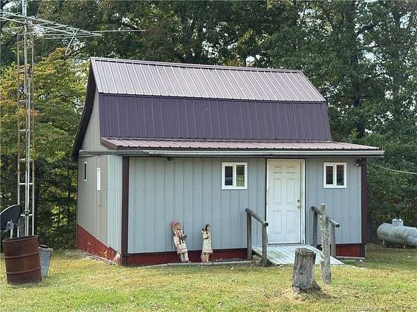 41.4 Acres of Recreational Land with Home for Sale in English, Indiana