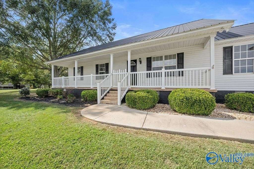 2 Acres of Land with Home for Sale in Boaz, Alabama