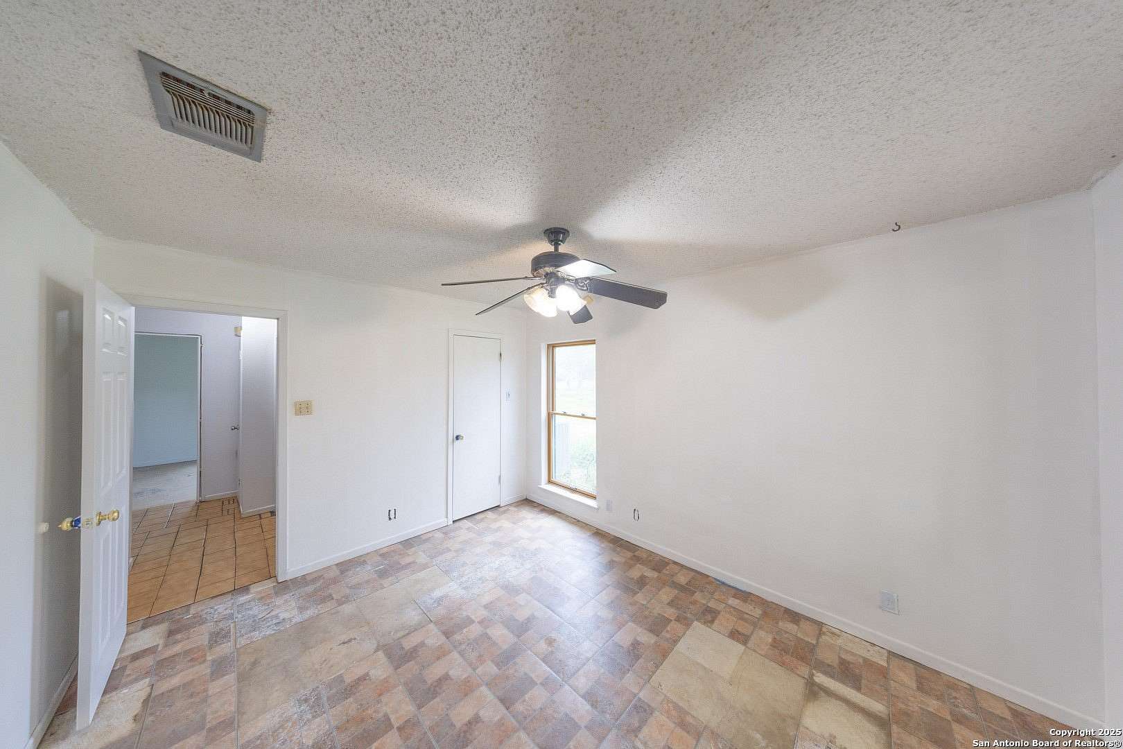 1.6 Acres of Residential Land with Home for Sale in San Antonio, Texas