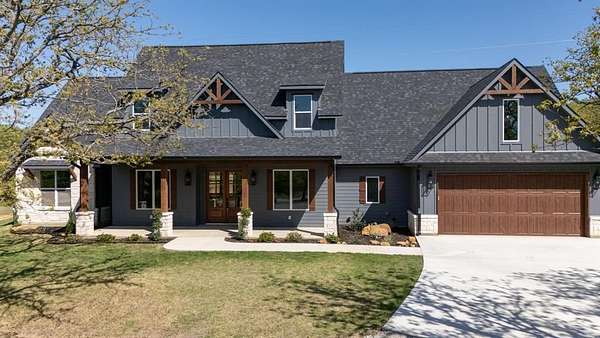 2 Acres of Residential Land with Home for Sale in Sunset, Texas