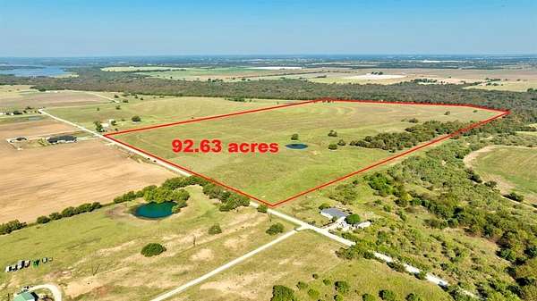 92.6 Acres of Land for Sale in Pilot Point, Texas