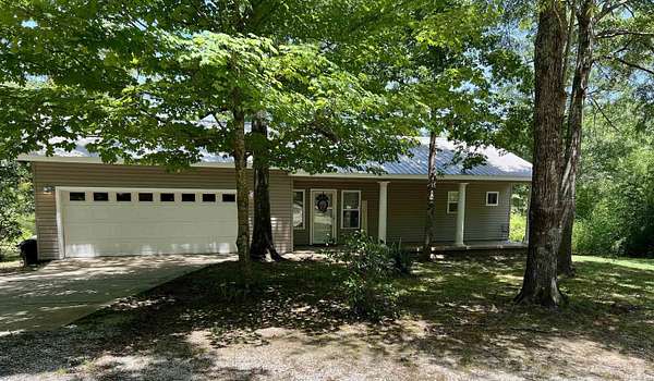 10 Acres of Recreational Land with Home for Sale in Arkadelphia, Arkansas