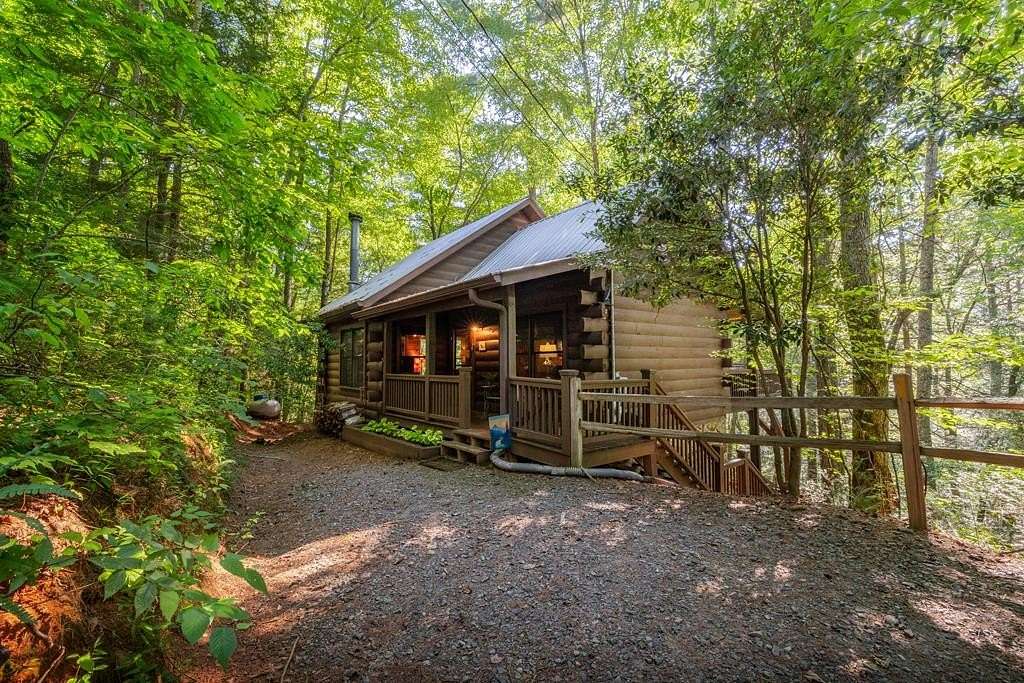 2.4 Acres of Residential Land with Home for Sale in Ellijay, Georgia