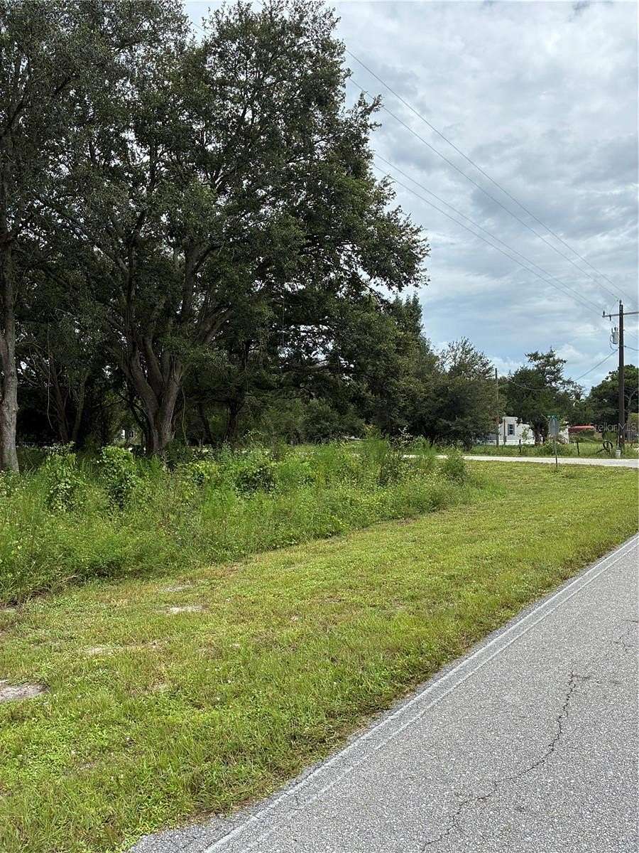 1 Acre of Residential Land for Sale in Okeechobee, Florida