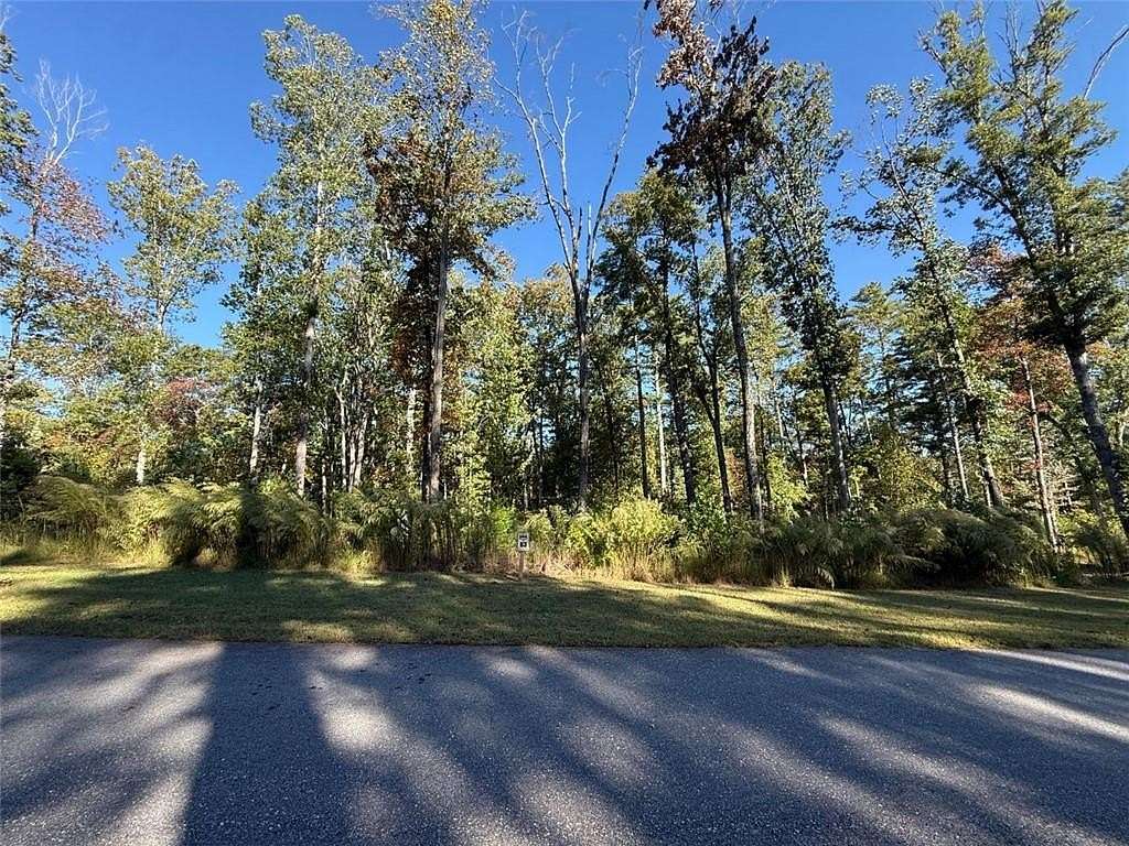 1 Acre of Residential Land for Sale in Sautee-Nacoochee, Georgia