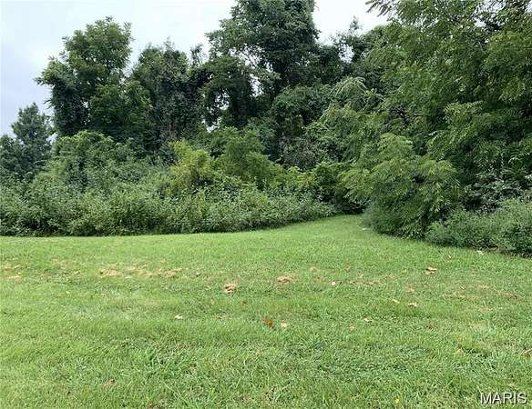 0.5 Acres of Residential Land for Sale in Glen Carbon, Illinois