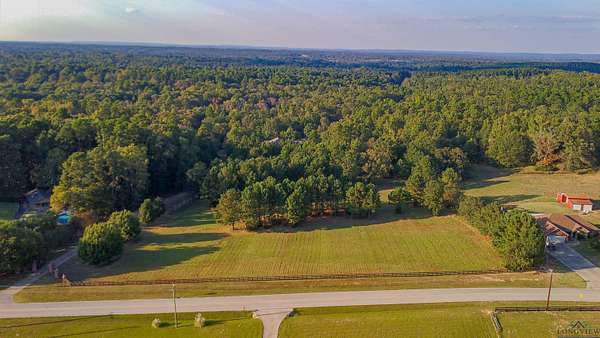 5 Acres of Residential Land for Sale in Longview, Texas