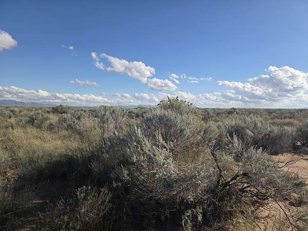 0.75 Acres of Land for Sale in Los Lunas, New Mexico