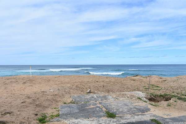 Residential Land for Sale in Haleiwa, Hawaii