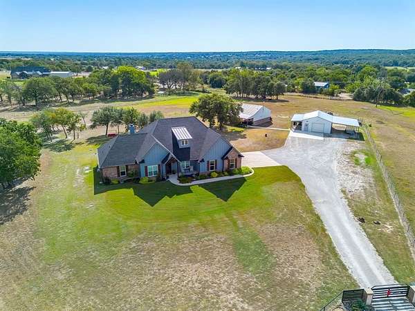 5.14 Acres of Residential Land with Home for Sale in Poolville, Texas