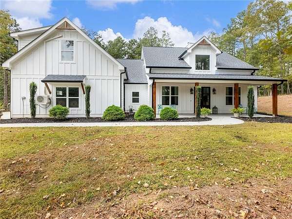 3 Acres of Residential Land with Home for Sale in Auburn, Georgia