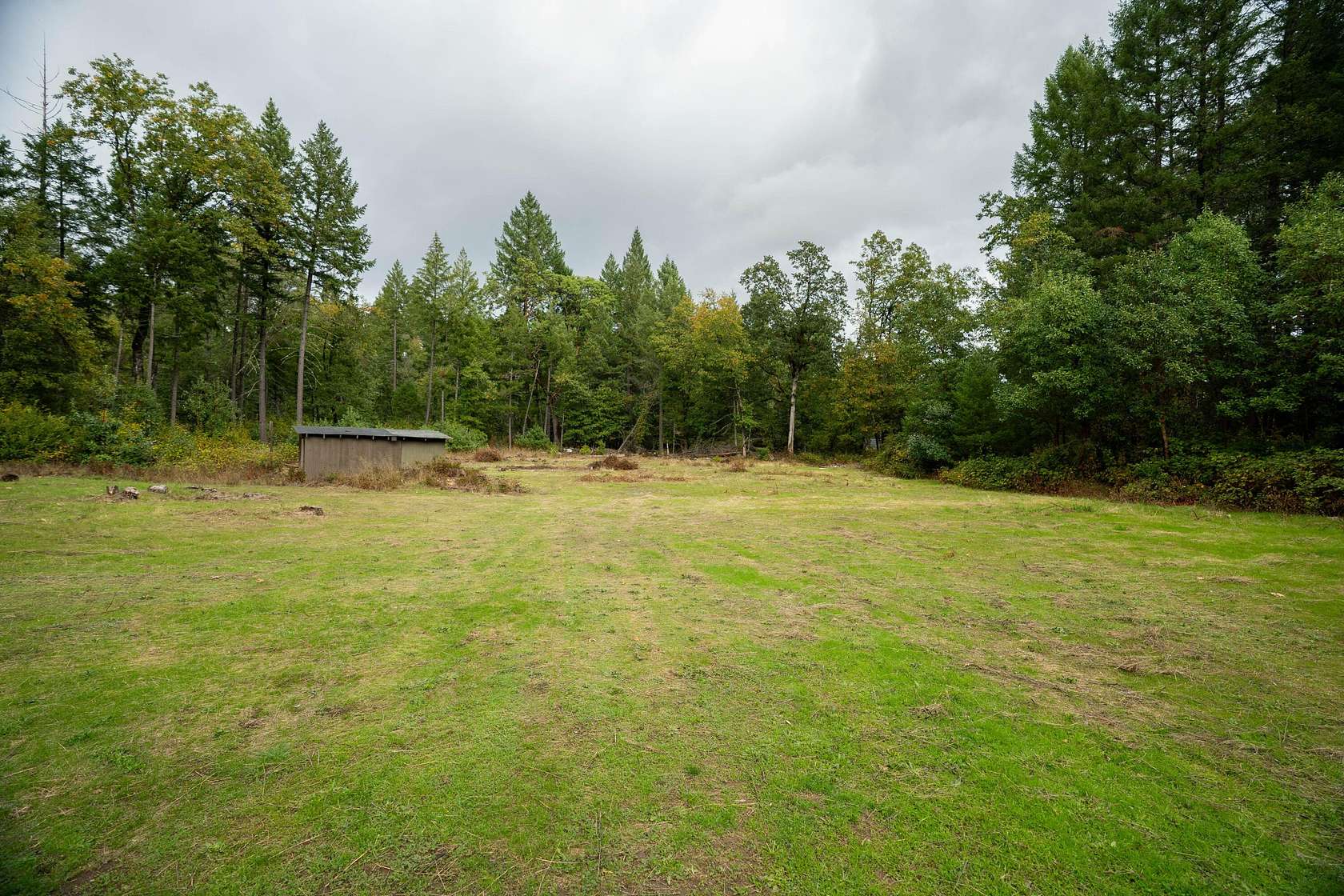 5 Acres of Land with Home for Sale in Cave Junction, Oregon