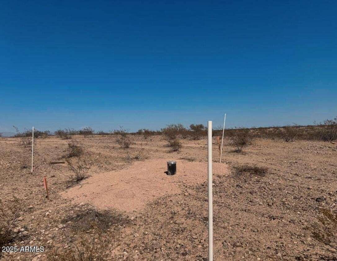 1.25 Acres of Residential Land for Sale in Tonopah, Arizona