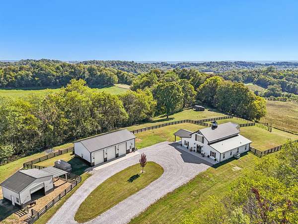 17.6 Acres of Land with Home for Sale in Columbia, Tennessee