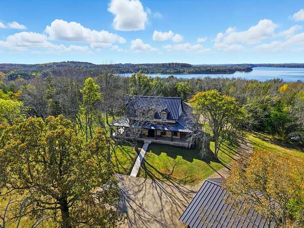 19 Acres of Recreational Land with Home for Sale in Hermitage, Tennessee