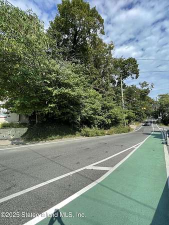 0.11 Acres of Residential Land for Sale in Staten Island, New York