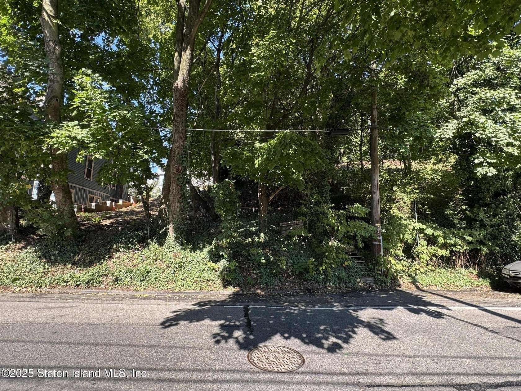 0.13 Acres of Residential Land for Sale in Staten Island, New York