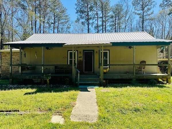 5 Acres of Residential Land with Home for Sale in Monticello, Mississippi