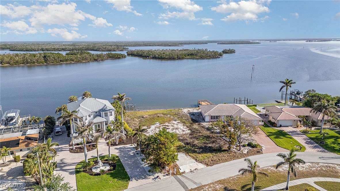 0.35 Acres of Residential Land for Sale in Fort Myers Beach, Florida