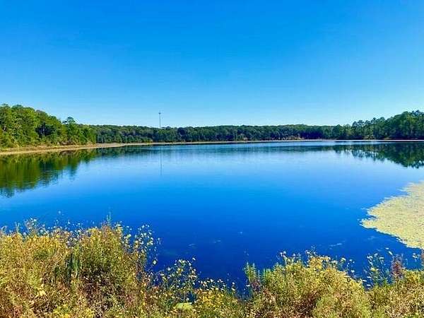 2.37 Acres of Land for Sale in DeFuniak Springs, Florida