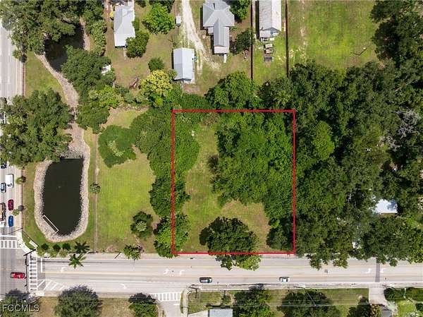 0.84 Acres of Mixed-Use Land for Sale in Fort Myers, Florida