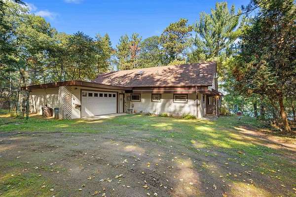 1.7 Acres of Residential Land with Home for Sale in Hancock, Wisconsin