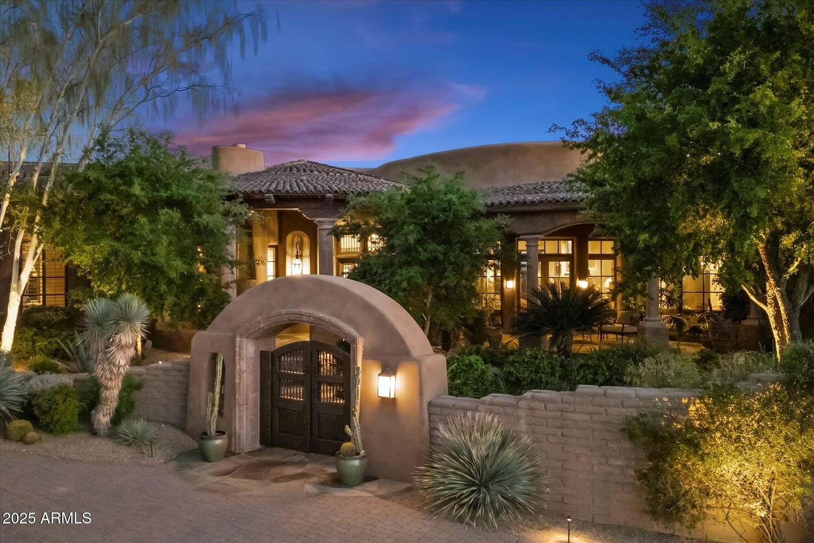 2.25 Acres of Residential Land with Home for Sale in Scottsdale, Arizona