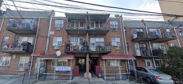 0.05 Acres of Improved Residential Land for Sale in Queens, New York