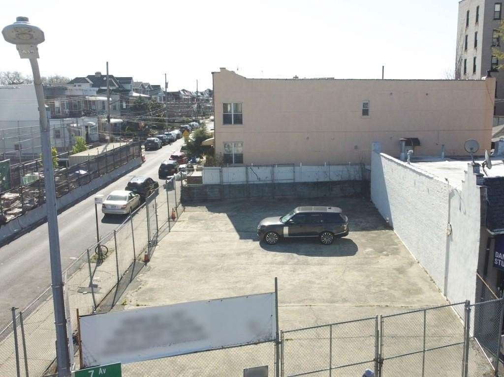 0.07 Acres of Mixed-Use Land for Sale in Brooklyn, New York