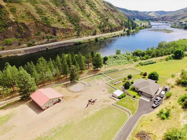5 Acres of Land with Home for Sale in Juliaetta, Idaho