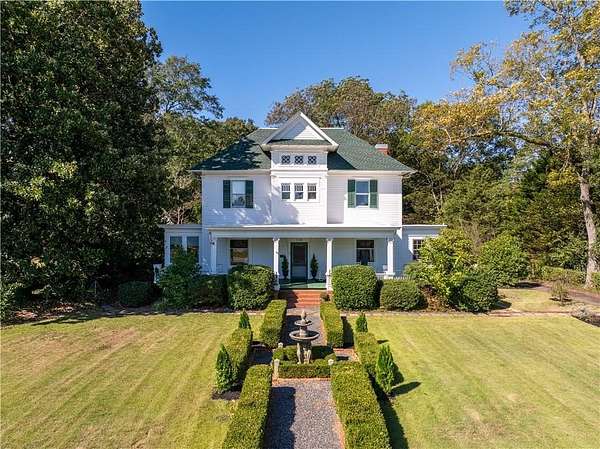 2.27 Acres of Residential Land with Home for Sale in Palmetto, Georgia