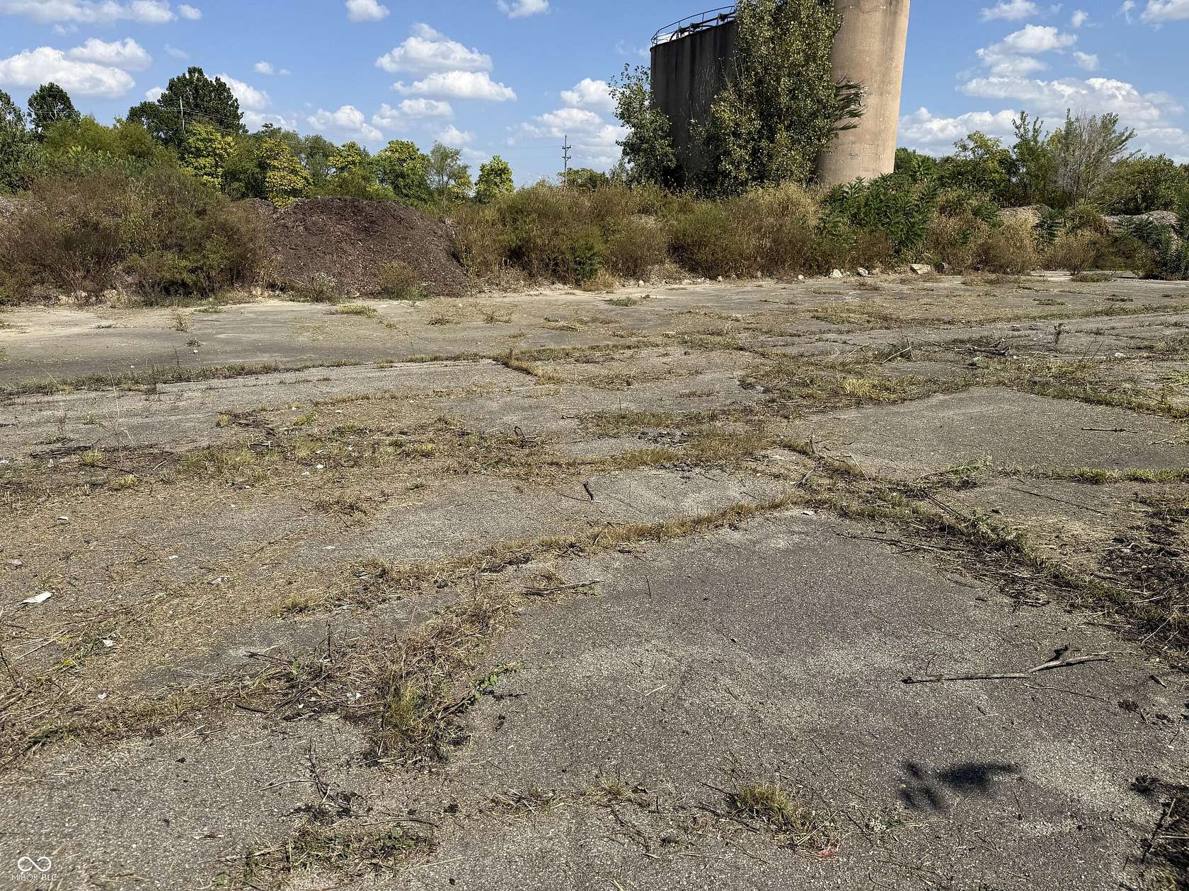 0.5 Acres of Commercial Land for Sale in Anderson, Indiana