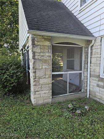 2.33 Acres of Improved Mixed-Use Land for Sale in Warren, Ohio