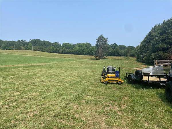 5 Acres of Residential Land for Sale in Honea Path, South Carolina