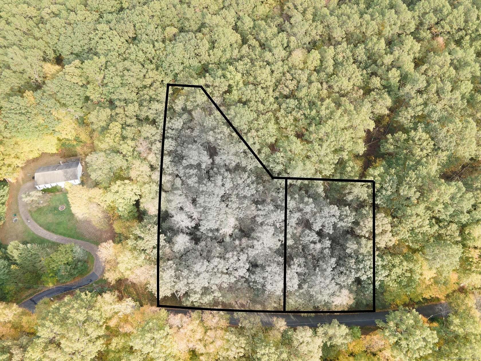 0.52 Acres of Residential Land for Sale in Newtown, Connecticut