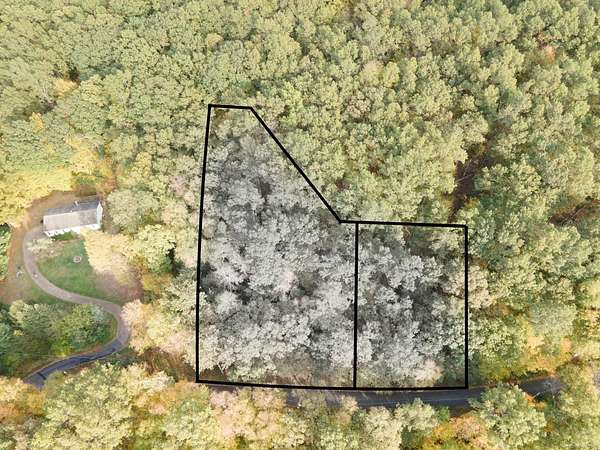 0.52 Acres of Residential Land for Sale in Newtown, Connecticut