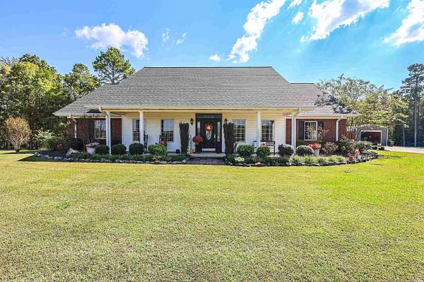 11.3 Acres of Land with Home for Sale in Murfreesboro, Arkansas