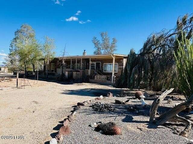 6.67 Acres of Residential Land with Home for Sale in Bouse, Arizona