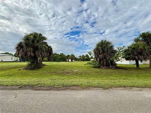 0.28 Acres of Residential Land for Sale in Moore Haven, Florida
