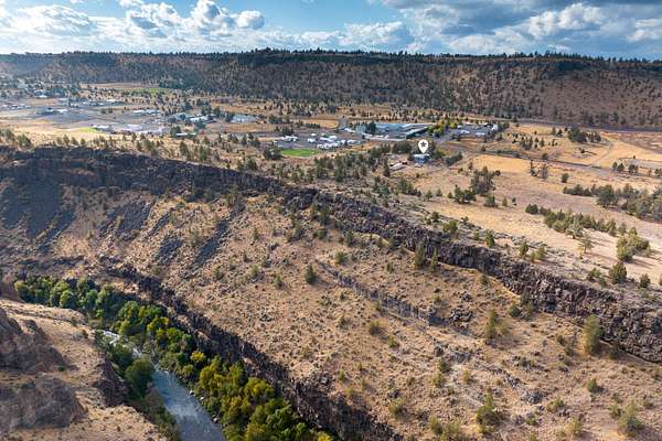2.3 Acres of Improved Mixed-Use Land for Sale in Terrebonne, Oregon