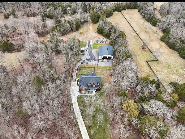 14.4 Acres of Land with Home for Sale in Lascassas, Tennessee