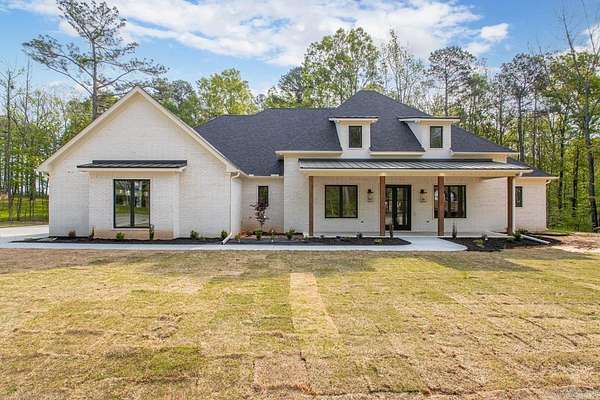 1.5 Acres of Land with Home for Sale in Benton, Arkansas