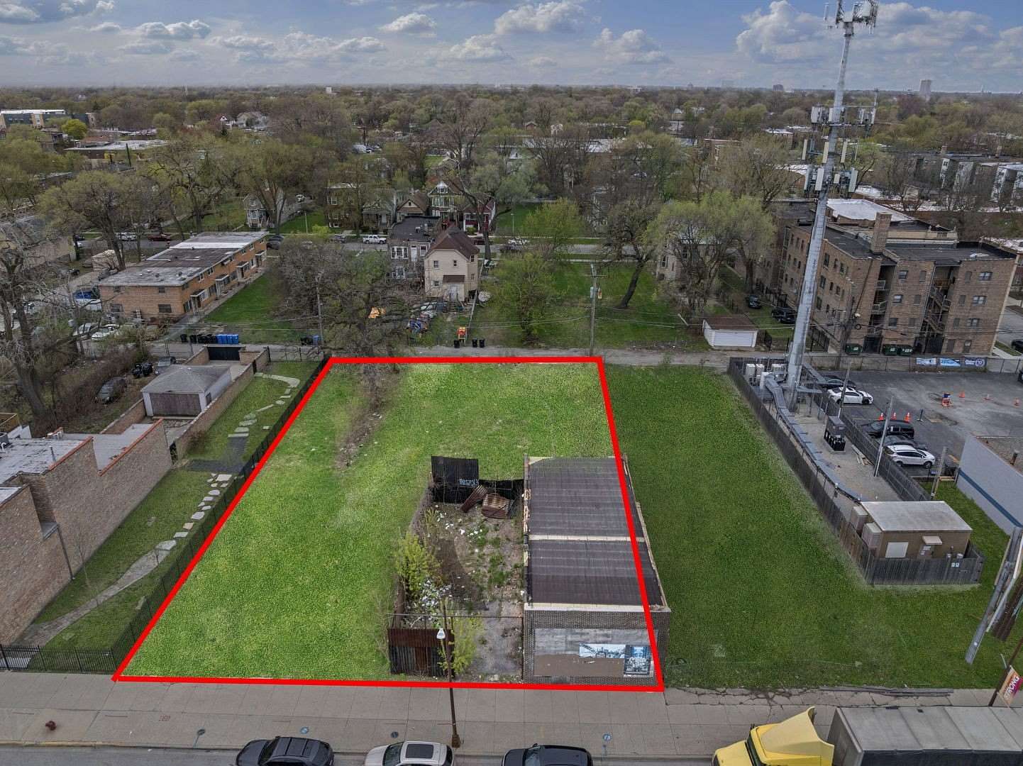 0.28 Acres of Commercial Land for Sale in Chicago, Illinois
